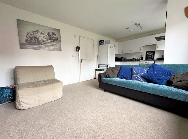 Lounge/Kitchen