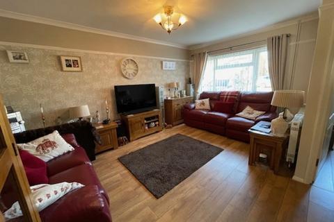 3 bedroom end of terrace house for sale, Rainham