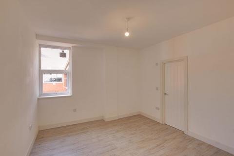 2 bedroom apartment to rent, Windsor Road, Trowbridge