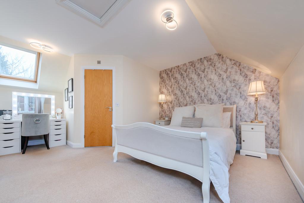 12 Woodfield Close Low Res 0003  IMM2212-Enhanced-