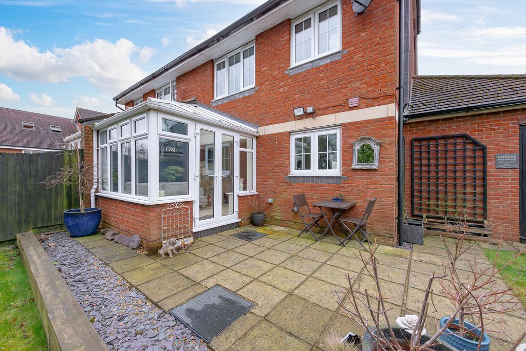 12 Woodfield Close Low Res 0030  IMM2484-Enhanced-
