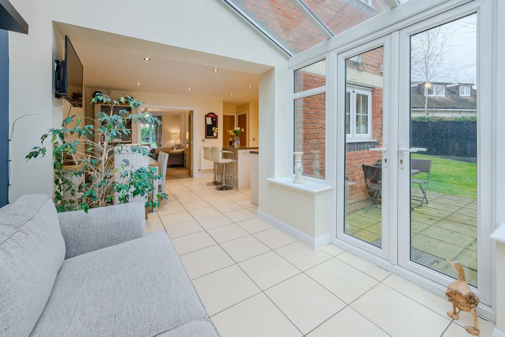 12 Woodfield Close Low Res 0008  IMM2297-Enhanced-