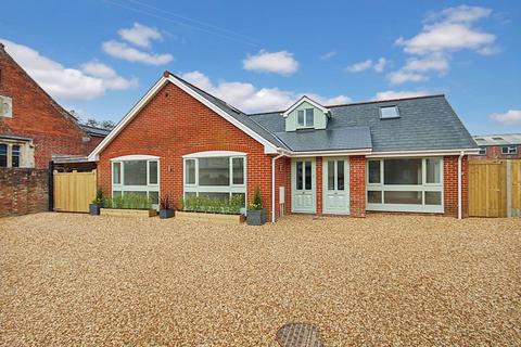 2 bedroom bungalow for sale, Shaftesbury Street, Fordingbridge SP6