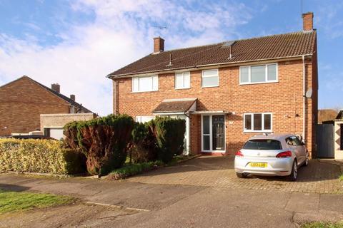 4 bedroom semi-detached house for sale, Widmore Drive, Hemel Hempstead