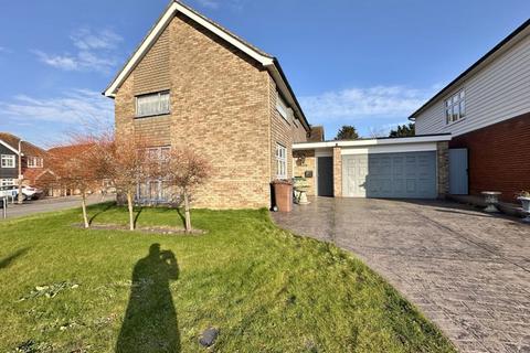 4 bedroom detached house for sale, Orsett Village