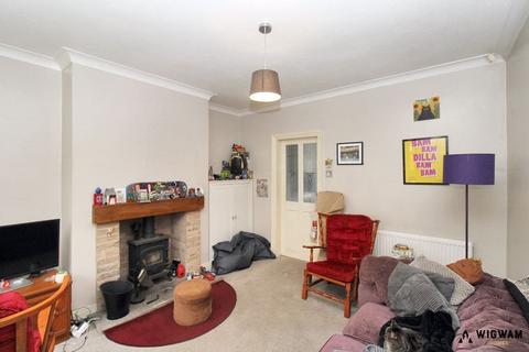 2 bedroom end of terrace house for sale, Lynton Avenue, Perth Street West, Hull, HU5