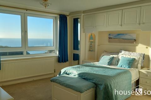 3 bedroom apartment for sale, Ocean Heights, 22 Boscombe Cliff Road, Bournemouth BH5