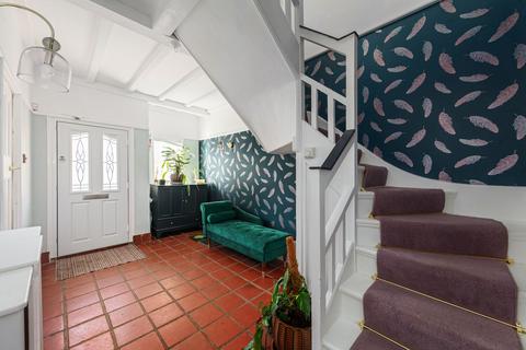 3 bedroom terraced house for sale, Garden Avenue, Mitcham CR4