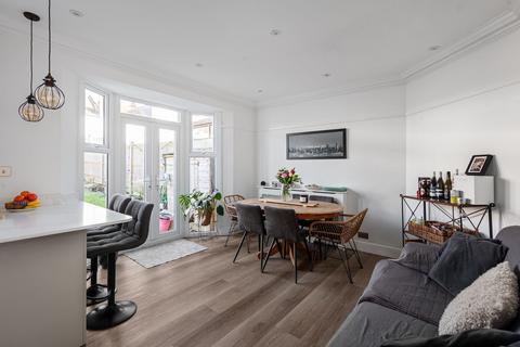 3 bedroom terraced house for sale, Garden Avenue, Mitcham CR4