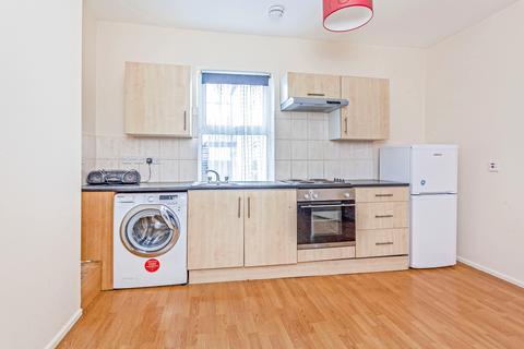 2 bedroom flat to rent, Lower Addiscombe Road, Croydon, CR0