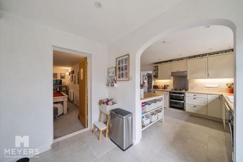 56 Forest Edge Road, Wareham, BH20 7BX