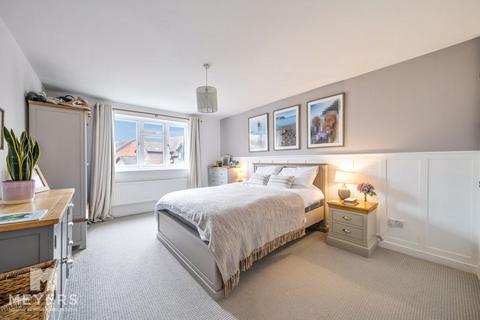 56 Forest Edge Road, Wareham, BH20 7BX