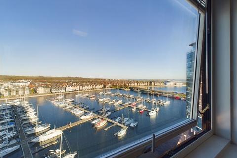 2 bedroom apartment for sale, The Quays, Chatham Maritime