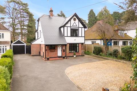 5 bedroom detached house for sale, New Road, Ferndown BH22