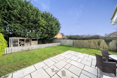 2 bedroom bungalow for sale, Barns Road, Ferndown BH22