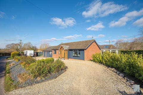 4 bedroom detached bungalow for sale, Burdock Lane, Barford