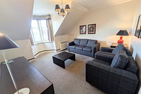 2 bedroom flat to rent, Rosemount Viaduct, Aberdeen, AB25