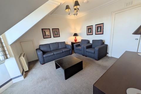 2 bedroom flat to rent, Rosemount Viaduct, Aberdeen, AB25