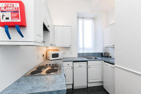2 bedroom flat to rent, Rosemount Viaduct, Aberdeen, AB25