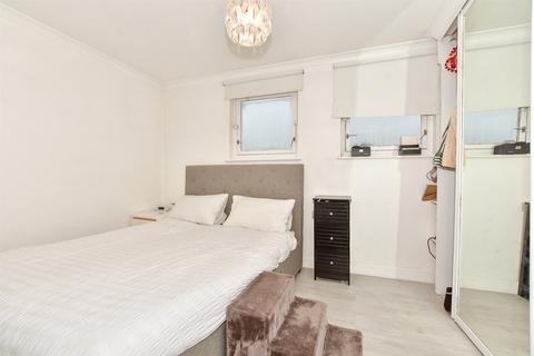30 Middle Wall, Whitstable, CT5 1BJ