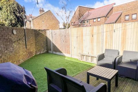 30 Middle Wall, Whitstable, CT5 1BJ