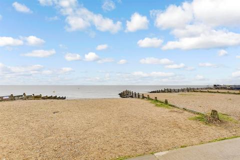 30 Middle Wall, Whitstable, CT5 1BJ