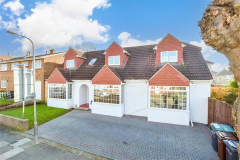 4 bedroom detached house for sale, Kings Drive, Gravesend, Kent