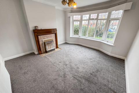 3 bedroom semi-detached house to rent, Stainburn Crescent, Moortown, Leeds