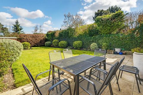 undefined, Little Bushey Lane, Bushey WD23