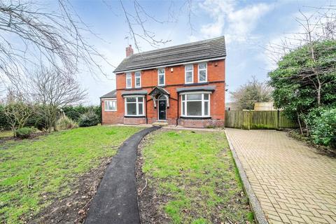 3 bedroom detached house to rent, Sheffield Road, Barlborough, Chesterfield, Derbyshire, S43