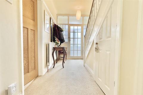 12 Dovedale Road, Wirral, CH47 3AW