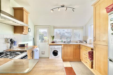12 Dovedale Road, Wirral, CH47 3AW