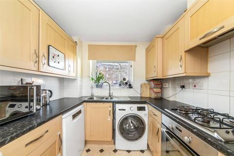 3 bedroom terraced house for sale, Manning Gardens, Croydon, CR0