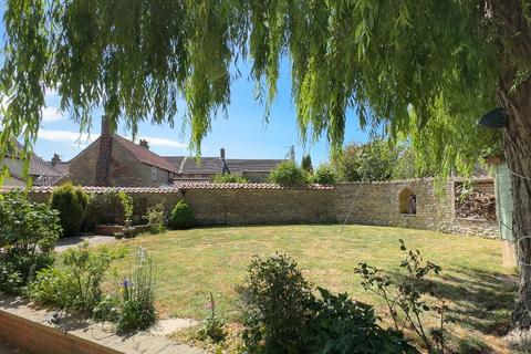 undefined, The Green, Lincoln LN1