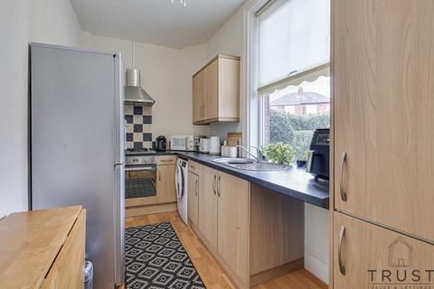 3 bedroom terraced house for sale, Leeds Road, Dewsbury