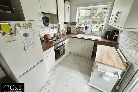 3 bedroom semi-detached house to rent, Randle Road, Stourbridge