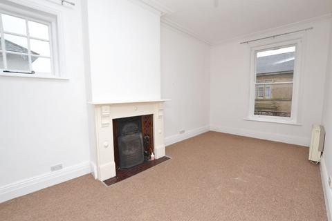 undefined, Malvern WR14