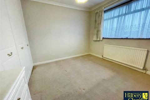 49 Hedingham Road, Hornchurch, RM11 3QH