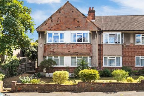 19, Stanley Court Stanley Park Road, Carshalton, SM5 3JF