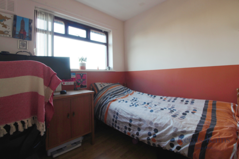 2 Silkstone Close, Liverpool, L7 6LH