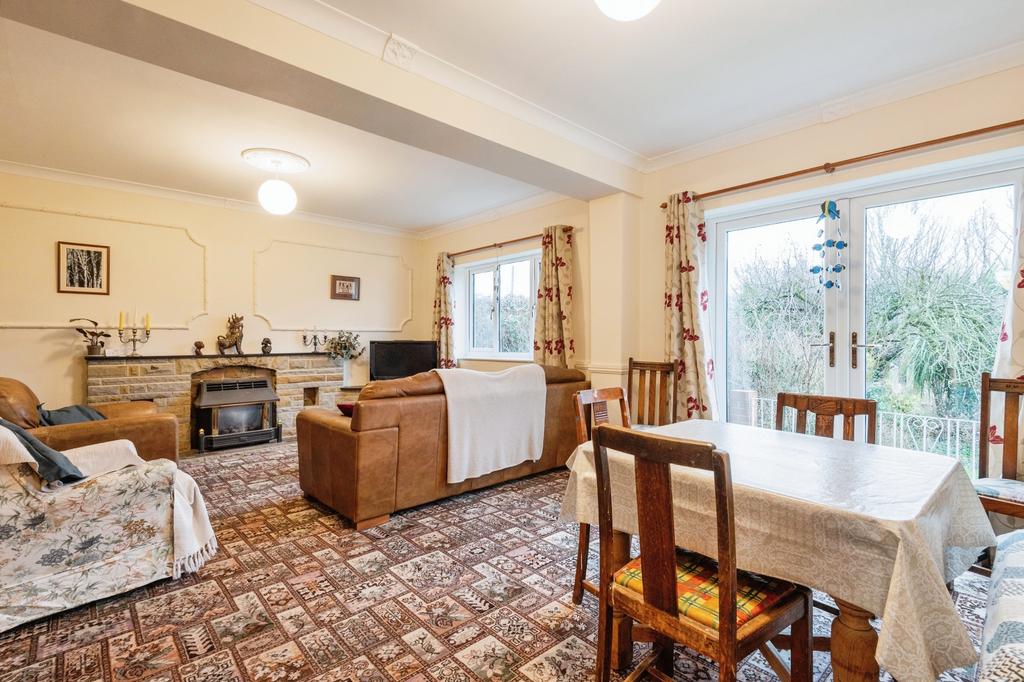 Living/Dining Room