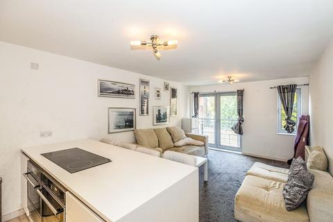 2 bedroom flat to rent, Admiralty Road, Portsmouth PO1