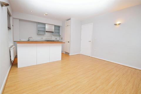 2 bedroom flat to rent, Ashford Road, Middlesex TW13