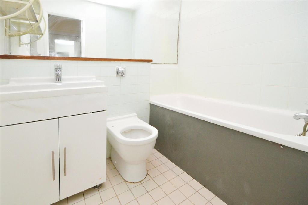 En-Suite Bathroom
