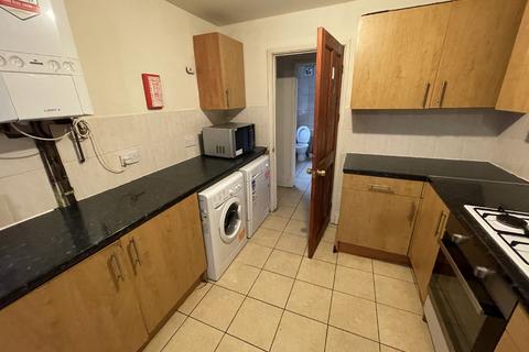 6 bedroom house share to rent, Nottingham NG7