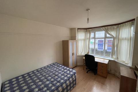 4 bedroom house to rent, Nottingham NG7