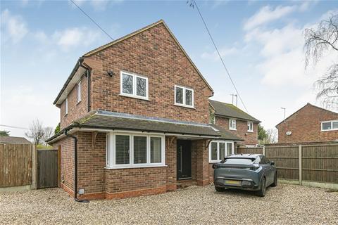 4 bedroom semi-detached house to rent, St Albans AL3