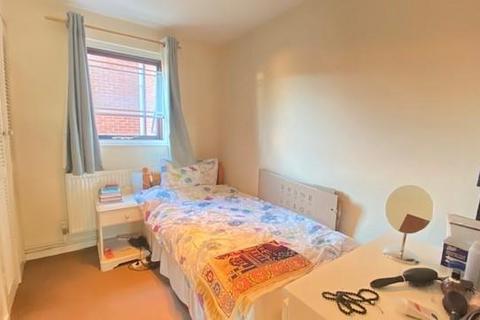 2 bedroom apartment to rent, Wingate Court, Hendon, NW4