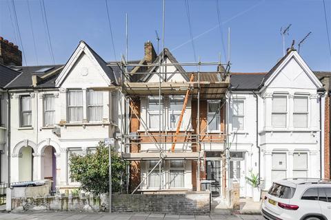 1 bedroom flat for sale, London NW10