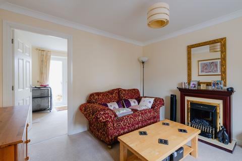 6 Bishops Drive, Copplestone, Crediton, EX17 5HR